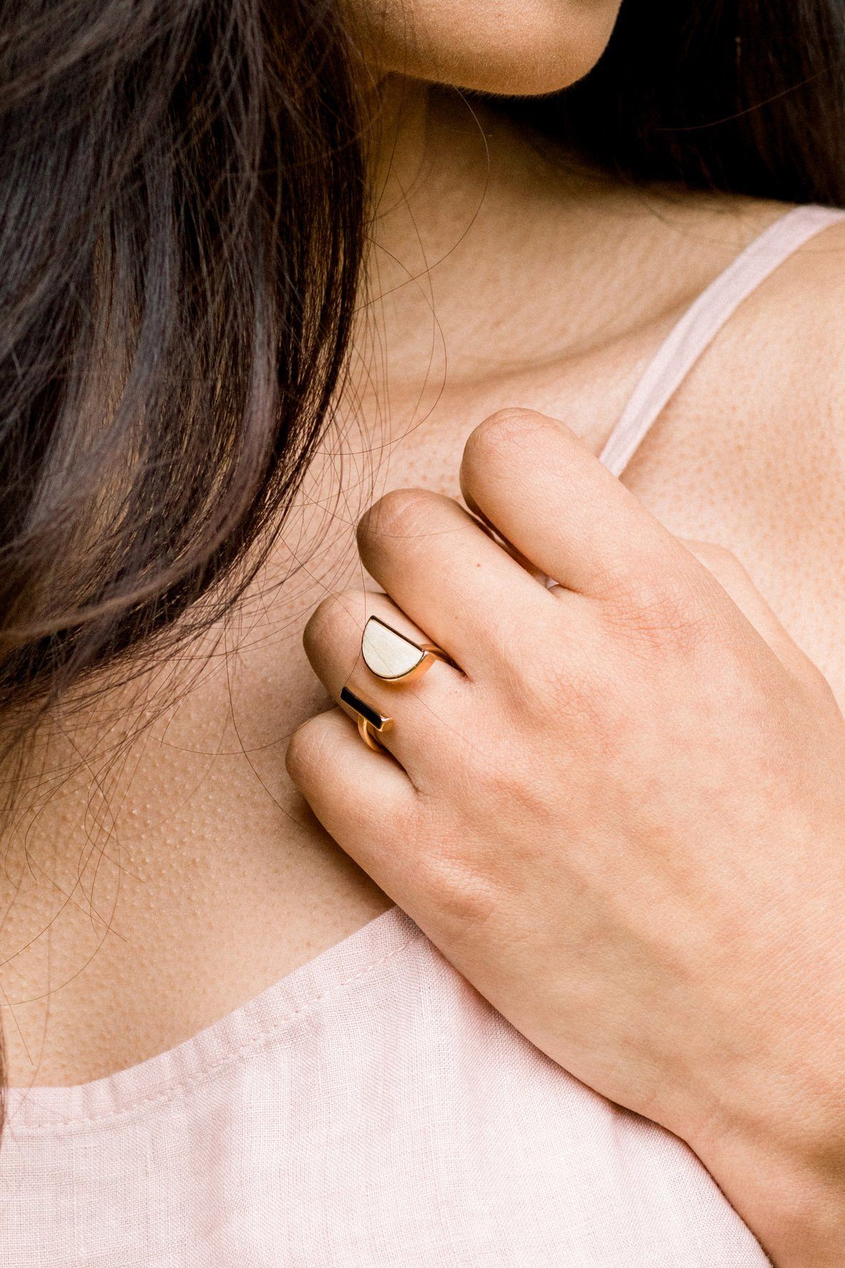 16K Gold Crescent and Bar Ring
