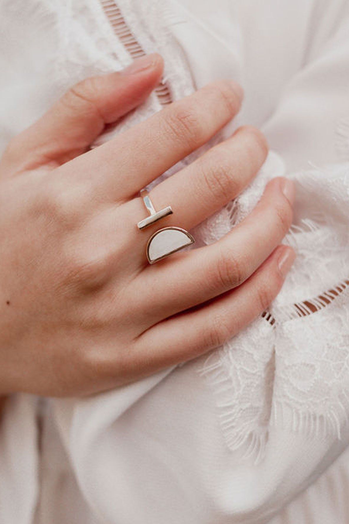 16K Gold Crescent and Bar Ring